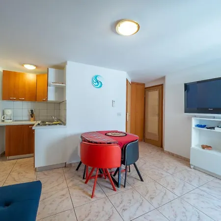 Nazorova Apartment Baška